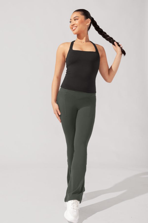 SophiaOutfit8_38586-Edit.jpg Audrey Tank - Black