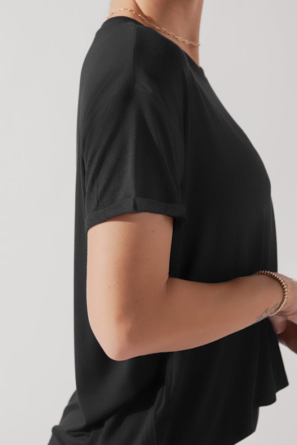 ThePerfectTee-Black-2008_0335-Edit.jpg The Perfect Tee - Black